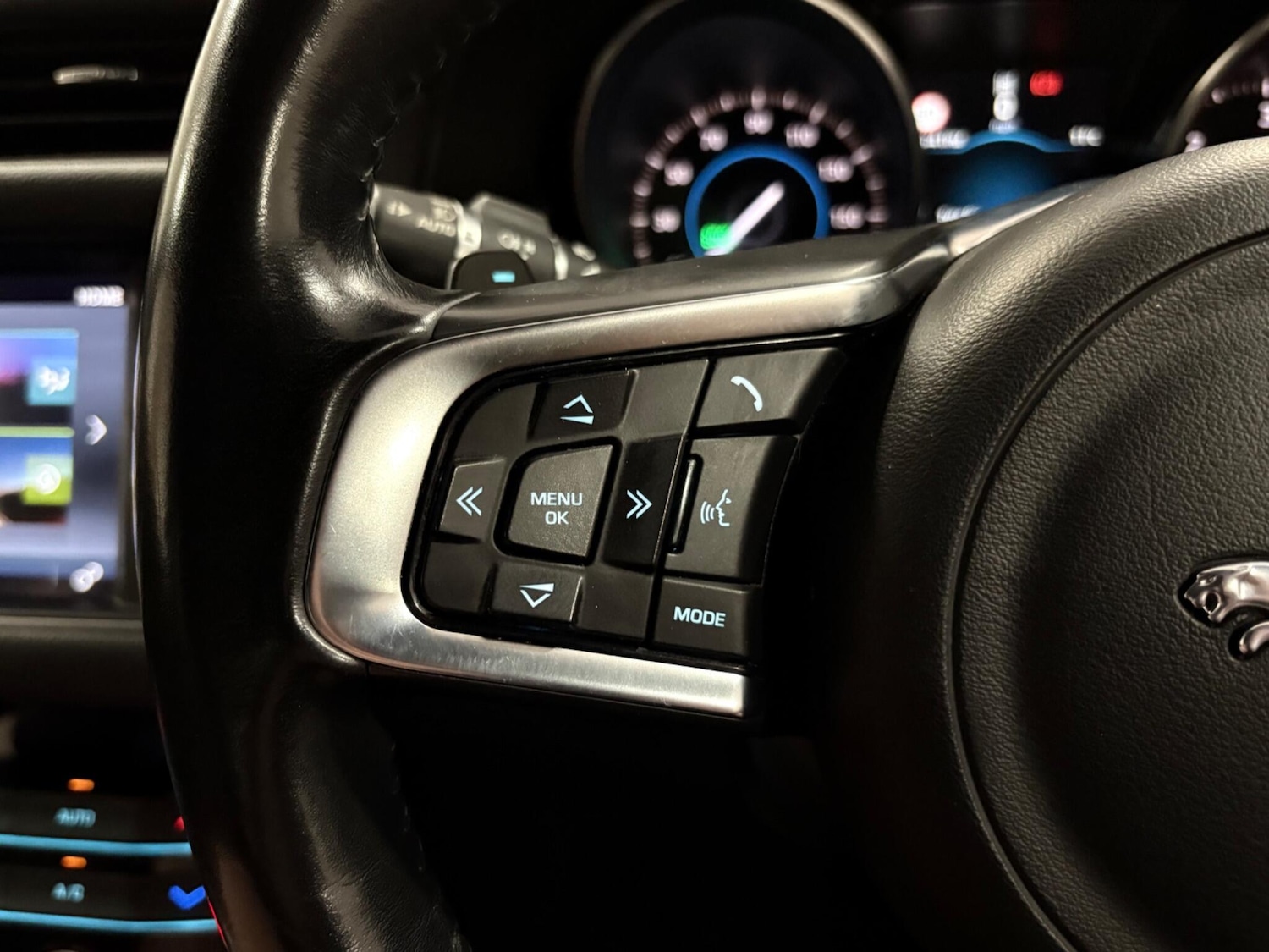 Used Jaguar XF for sale - 76735293: Photo 18