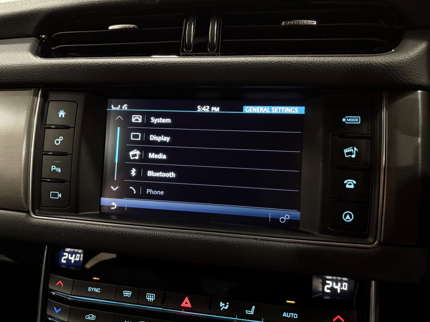 Used Jaguar XF for sale - 76735293: Photo 24