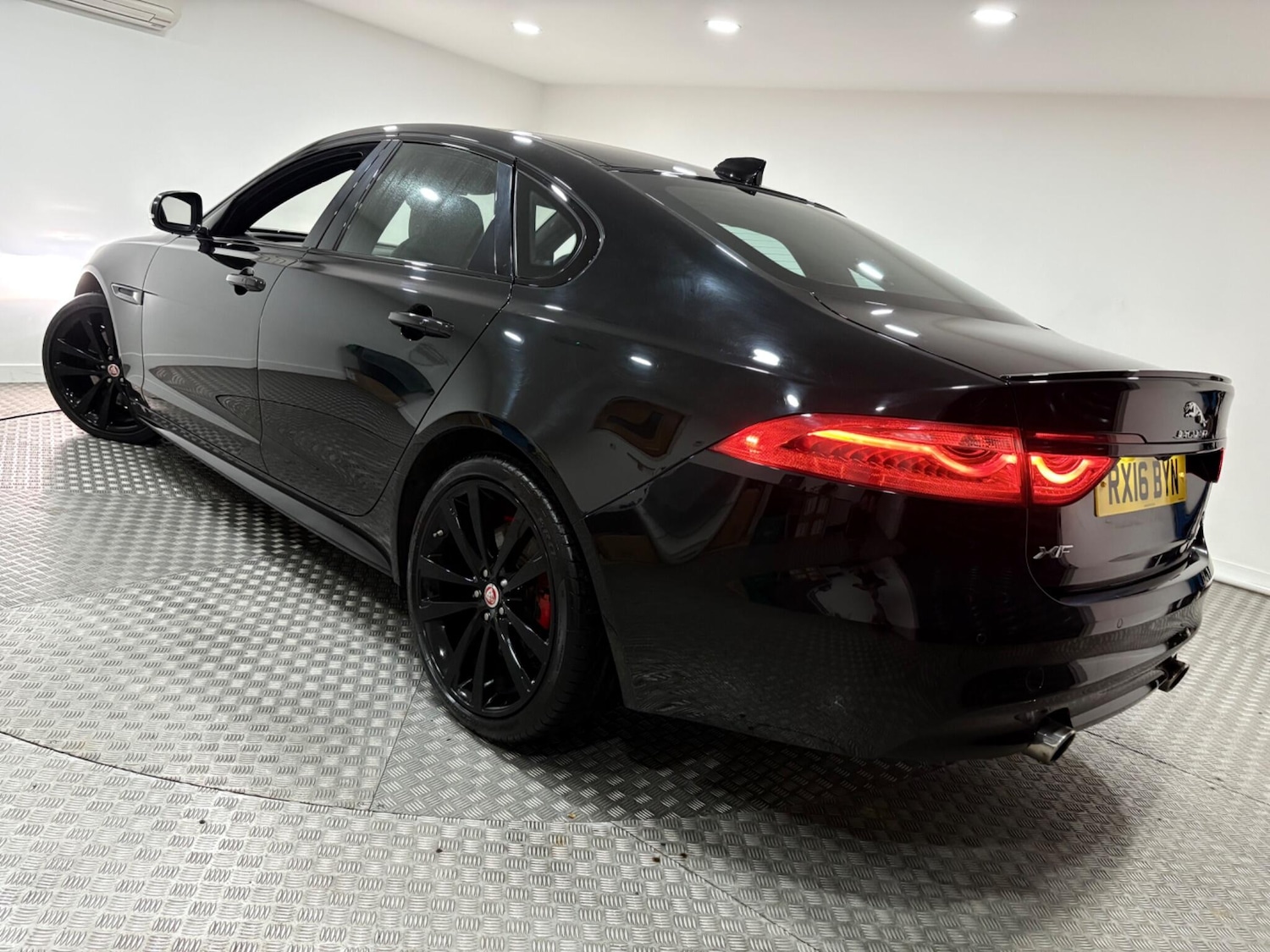 Used Jaguar XF for sale - 76735293: Photo 48