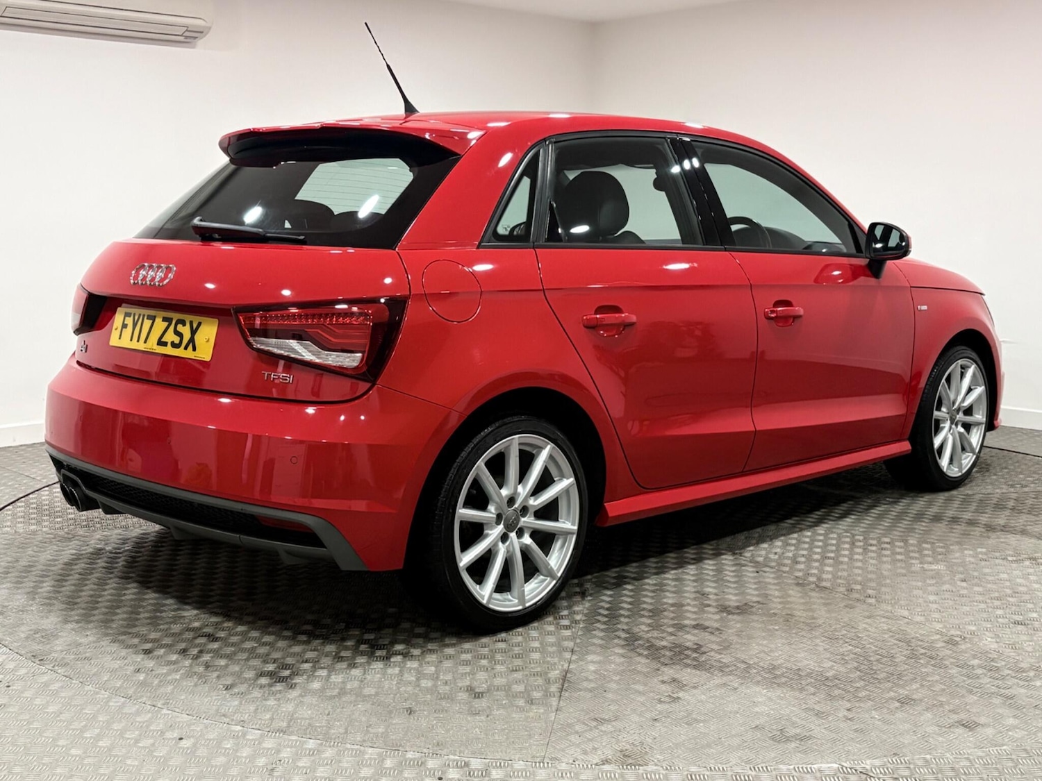 Used Audi A1 2017 for sale - 77411261: Photo 3