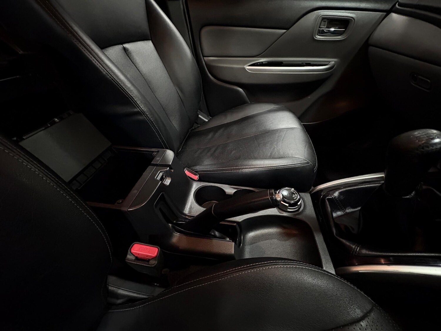 Used Mitsubishi L200 2018 for sale - 76832592: Photo 34