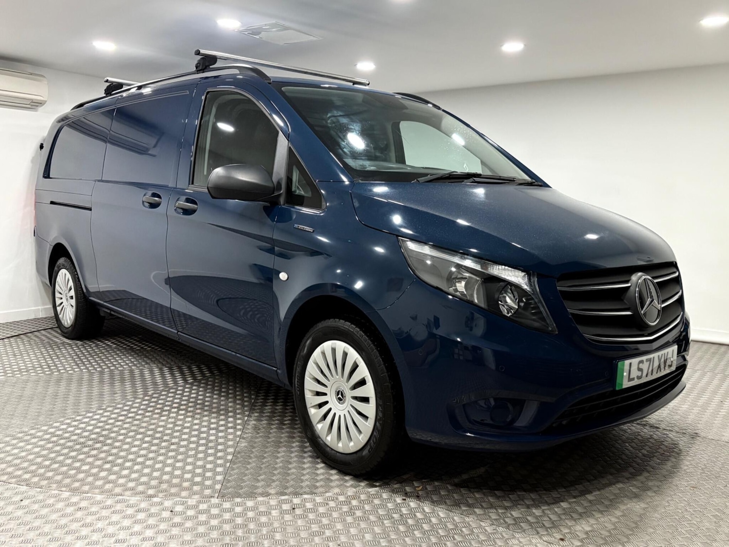Used Mercedes-Benz Vito 2021 for sale - 76727103: Photo 1
