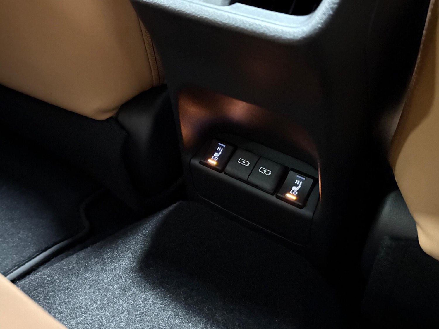 Used Lexus UX 2024 for sale - 77021230: Photo 46