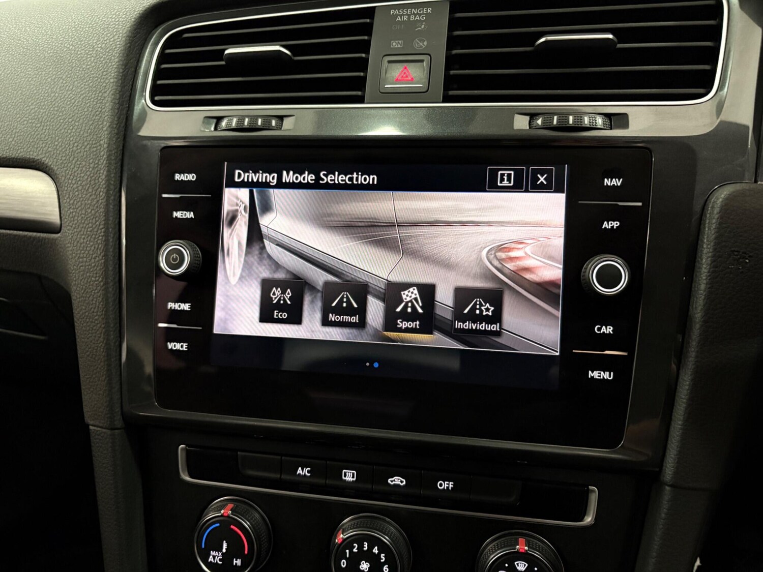 Used Volkswagen Golf for sale - 77586885: Photo 19