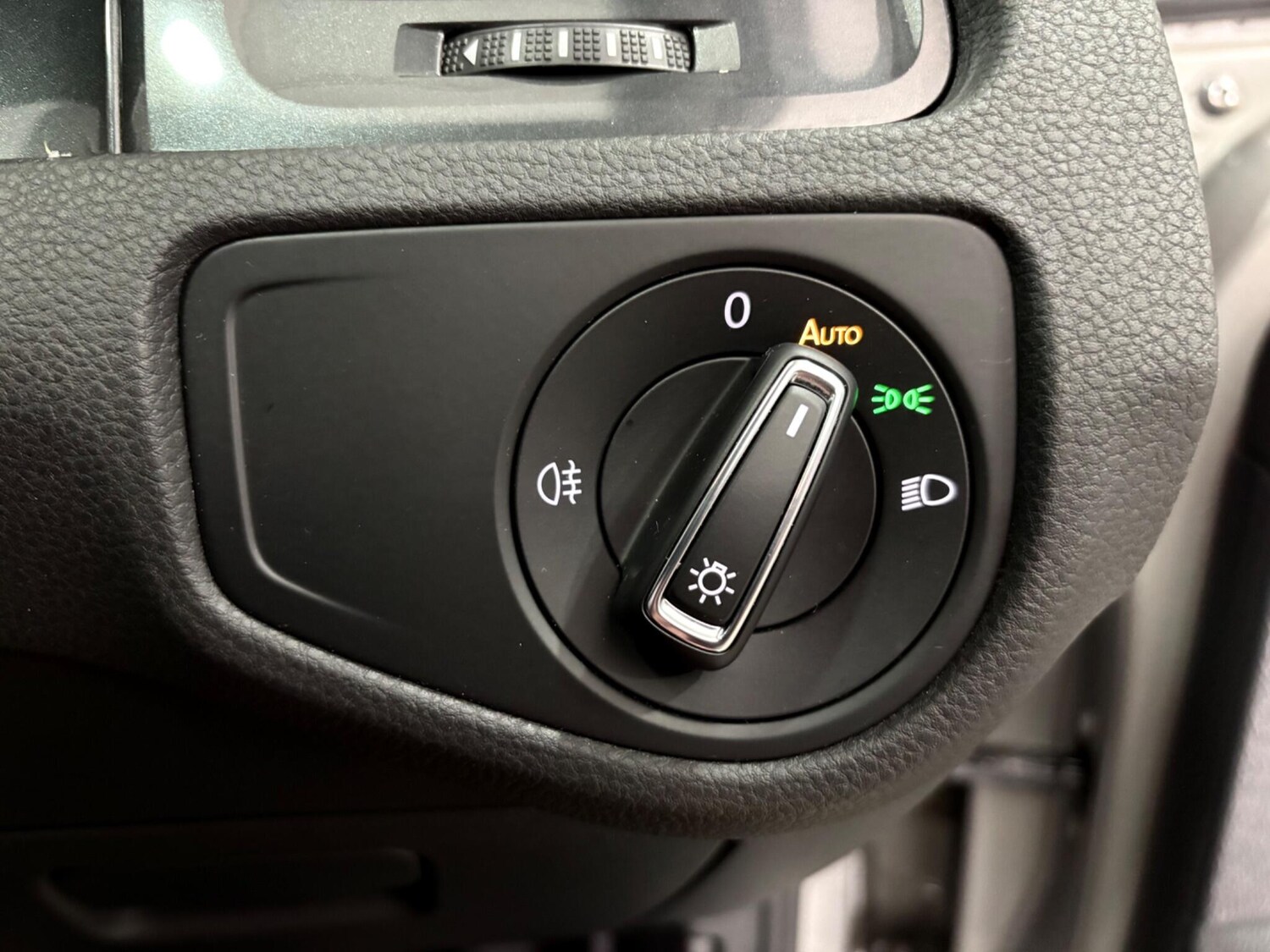 Used Volkswagen Golf for sale - 77586885: Photo 33