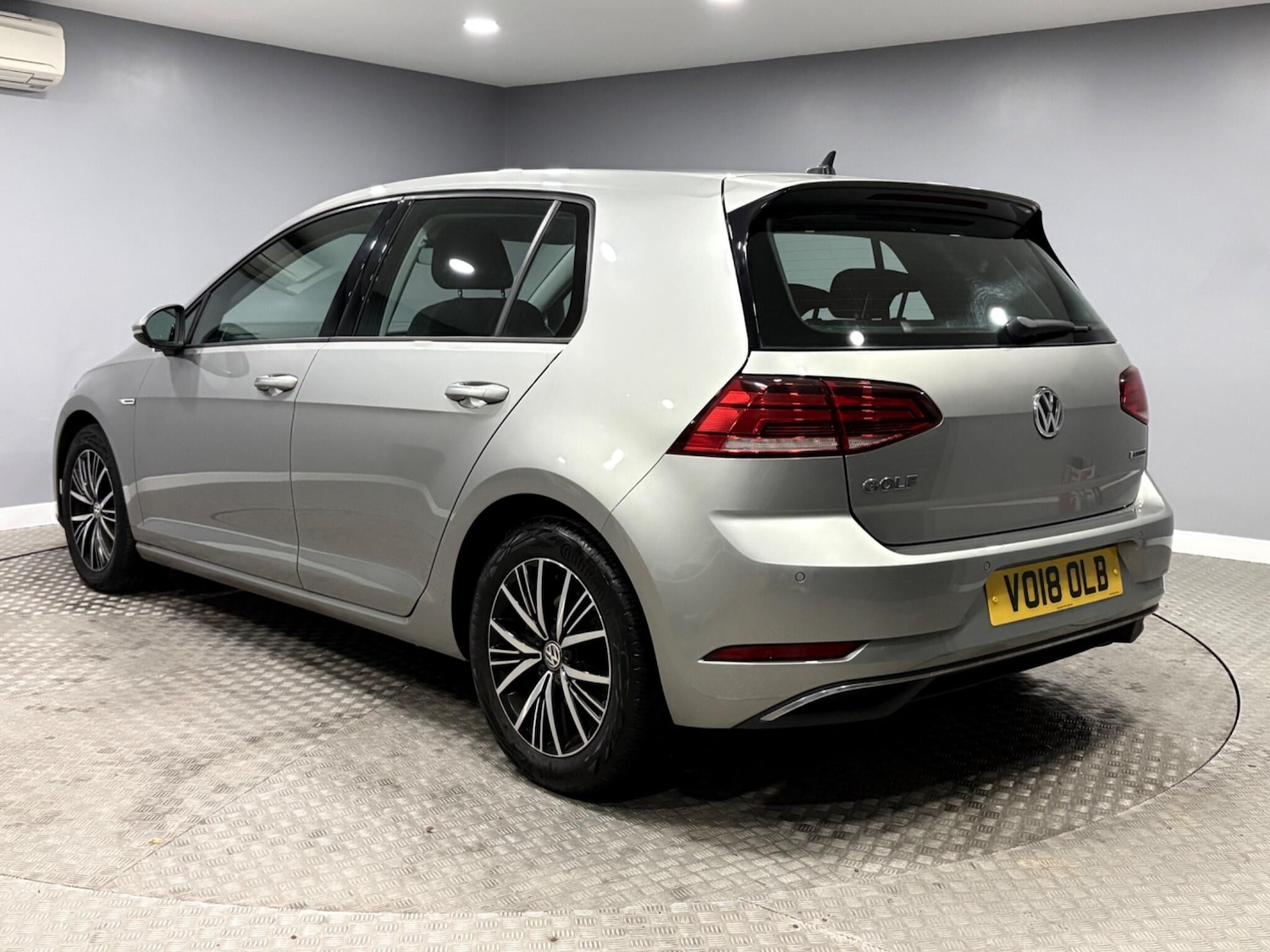 Used Volkswagen Golf for sale - 77586885: Photo 5