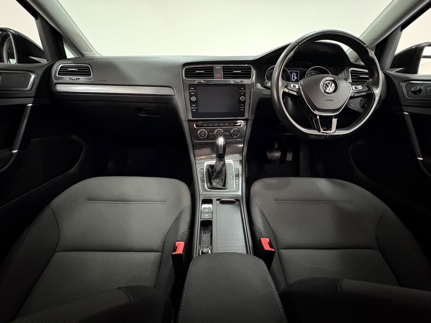 Used Volkswagen Golf 2020 for sale - 77191909: Photo 10