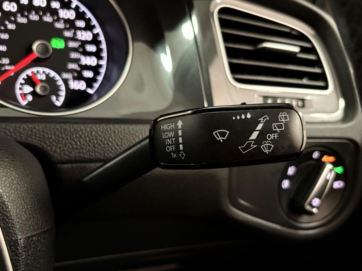 Used Volkswagen Golf 2020 for sale - 77191909: Photo 19