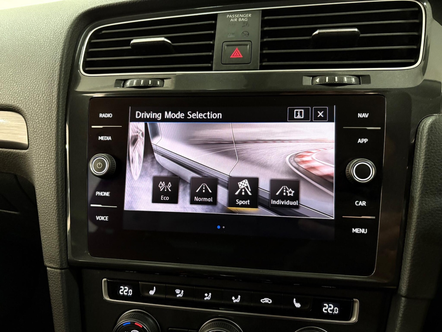 Used Volkswagen Golf 2020 for sale - 77191909: Photo 28