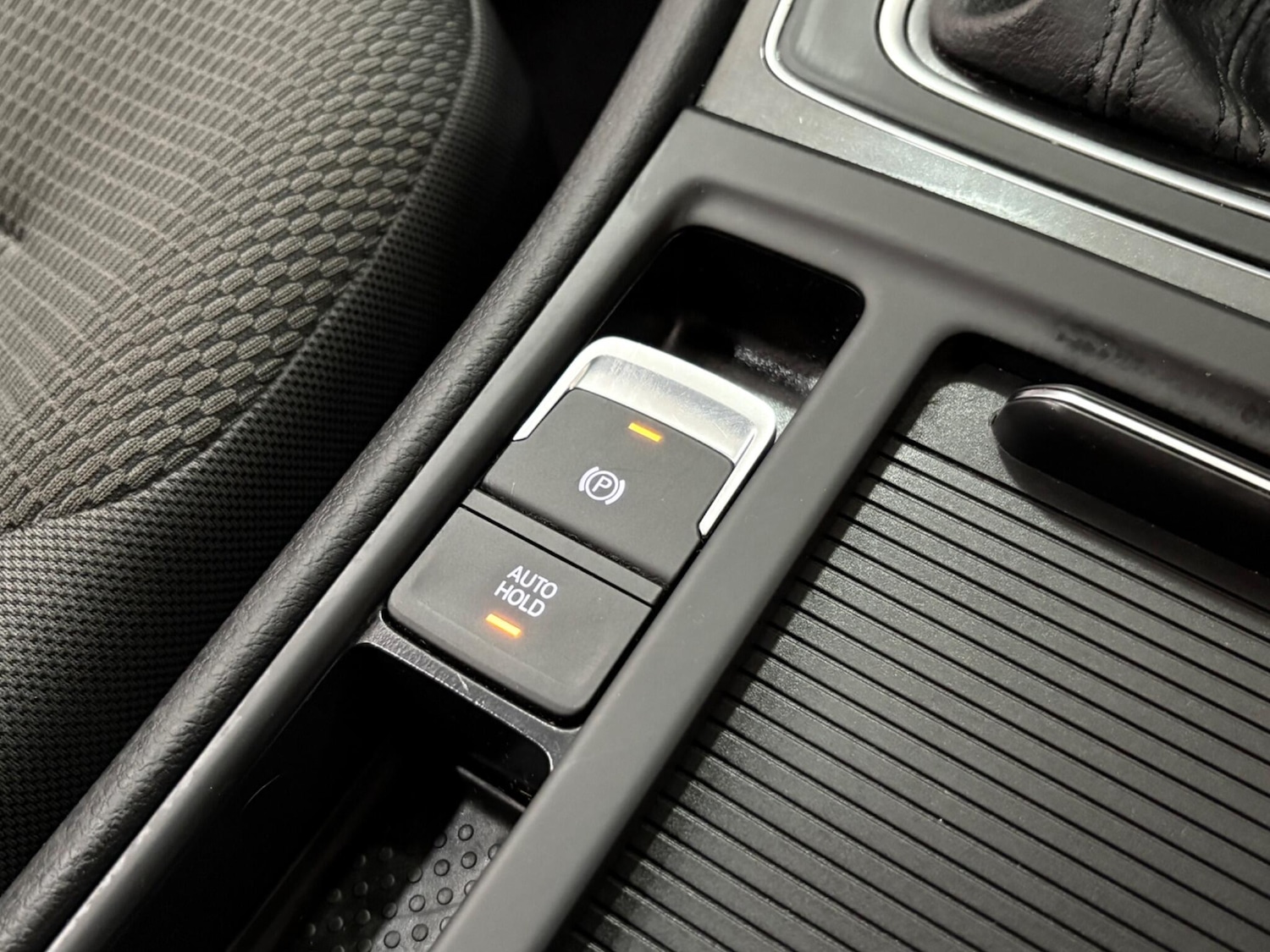 Used Volkswagen Golf 2020 for sale - 77191909: Photo 33