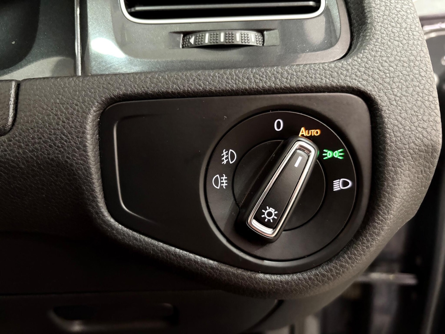 Used Volkswagen Golf 2020 for sale - 77191909: Photo 35