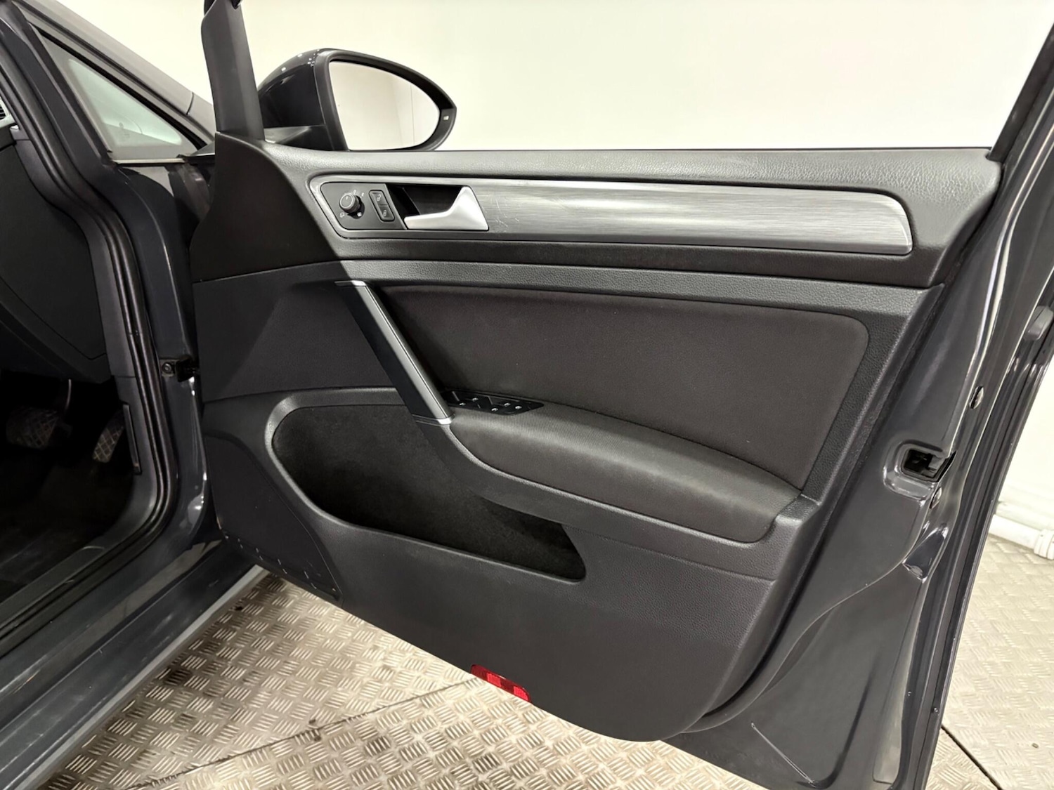 Used Volkswagen Golf 2020 for sale - 77191909: Photo 38