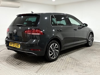 Used Volkswagen Golf 2020 for sale - 77191909: Photo