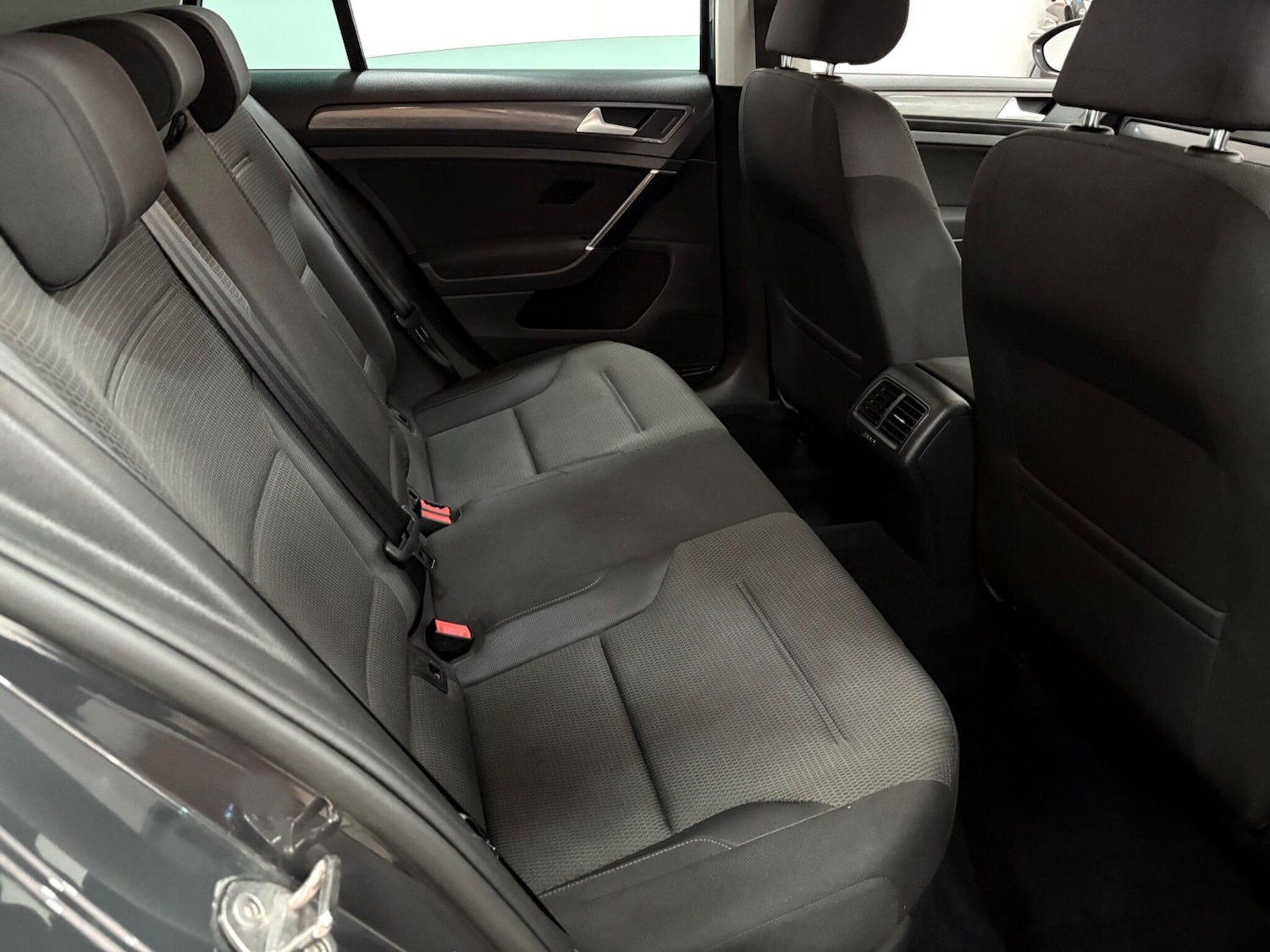 Used Volkswagen Golf 2020 for sale - 77191909: Photo 41