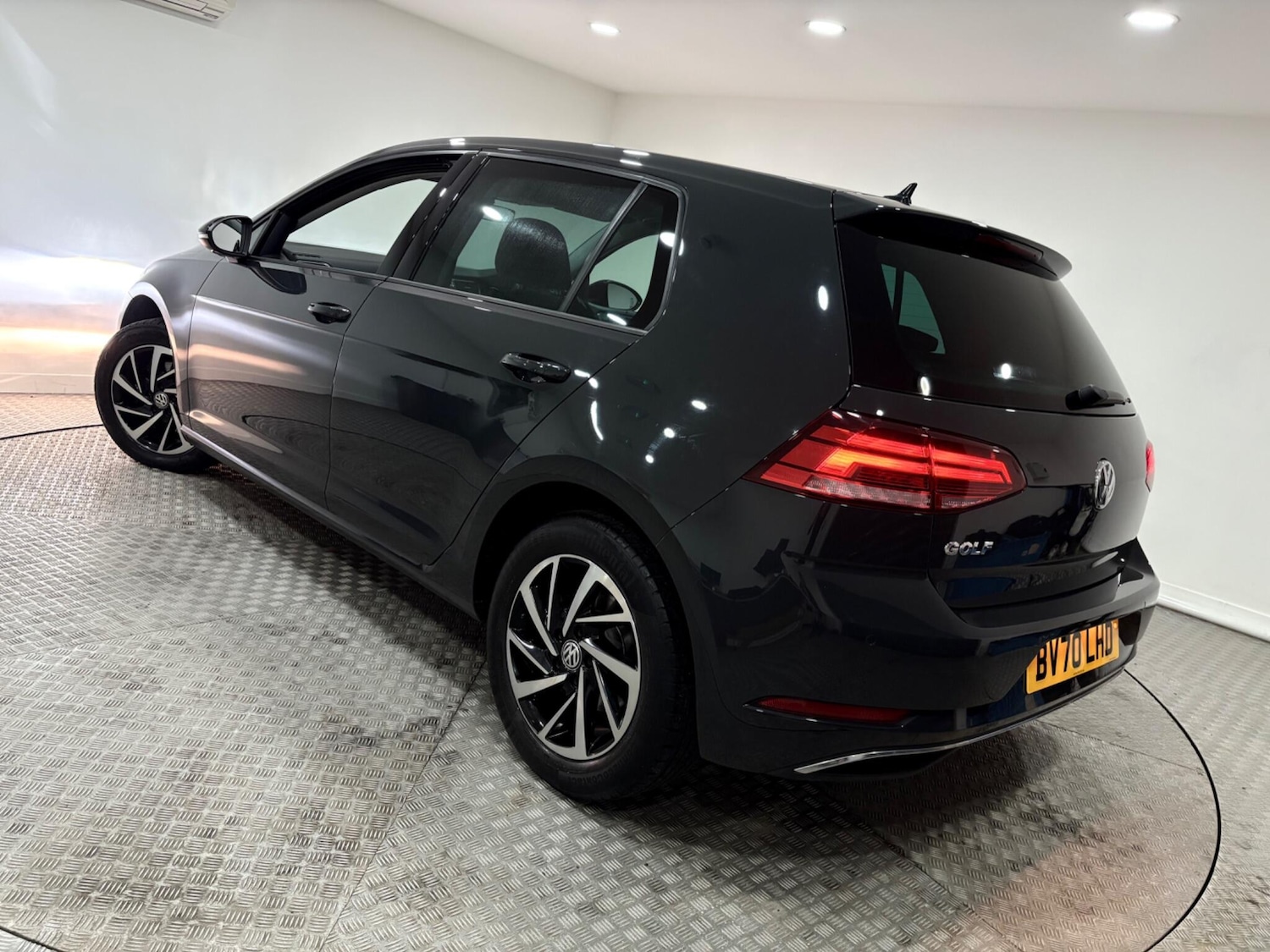 Used Volkswagen Golf 2020 for sale - 77191909: Photo 48