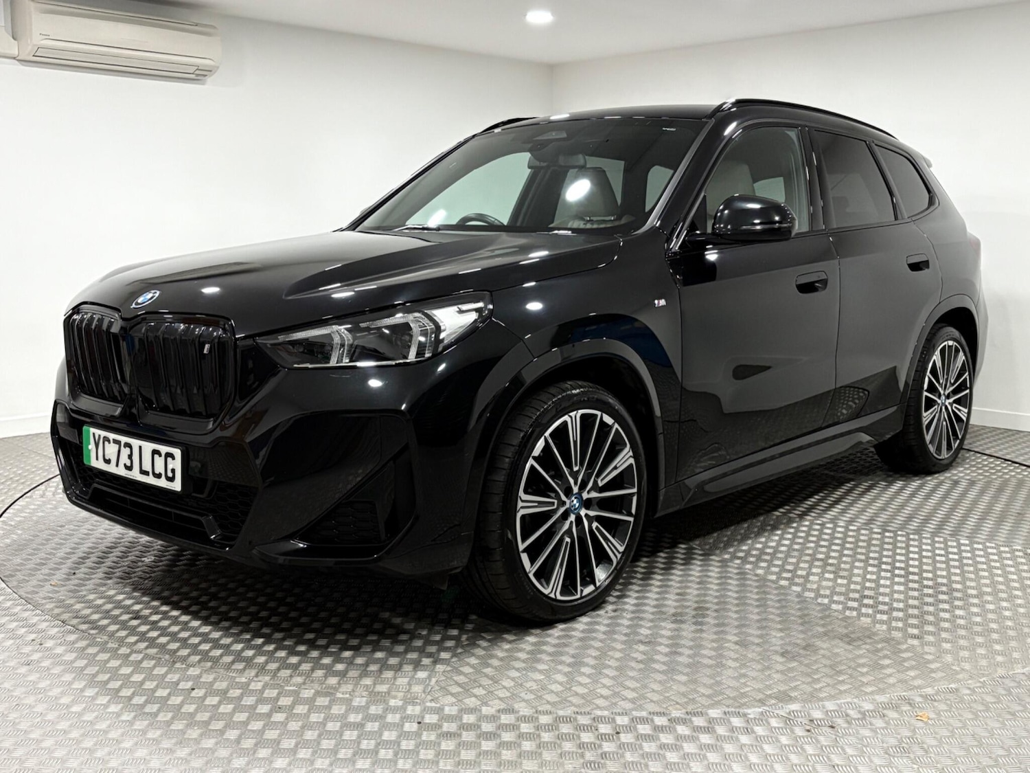 Used BMW iX1 2023 for sale - 77021142: Photo 7
