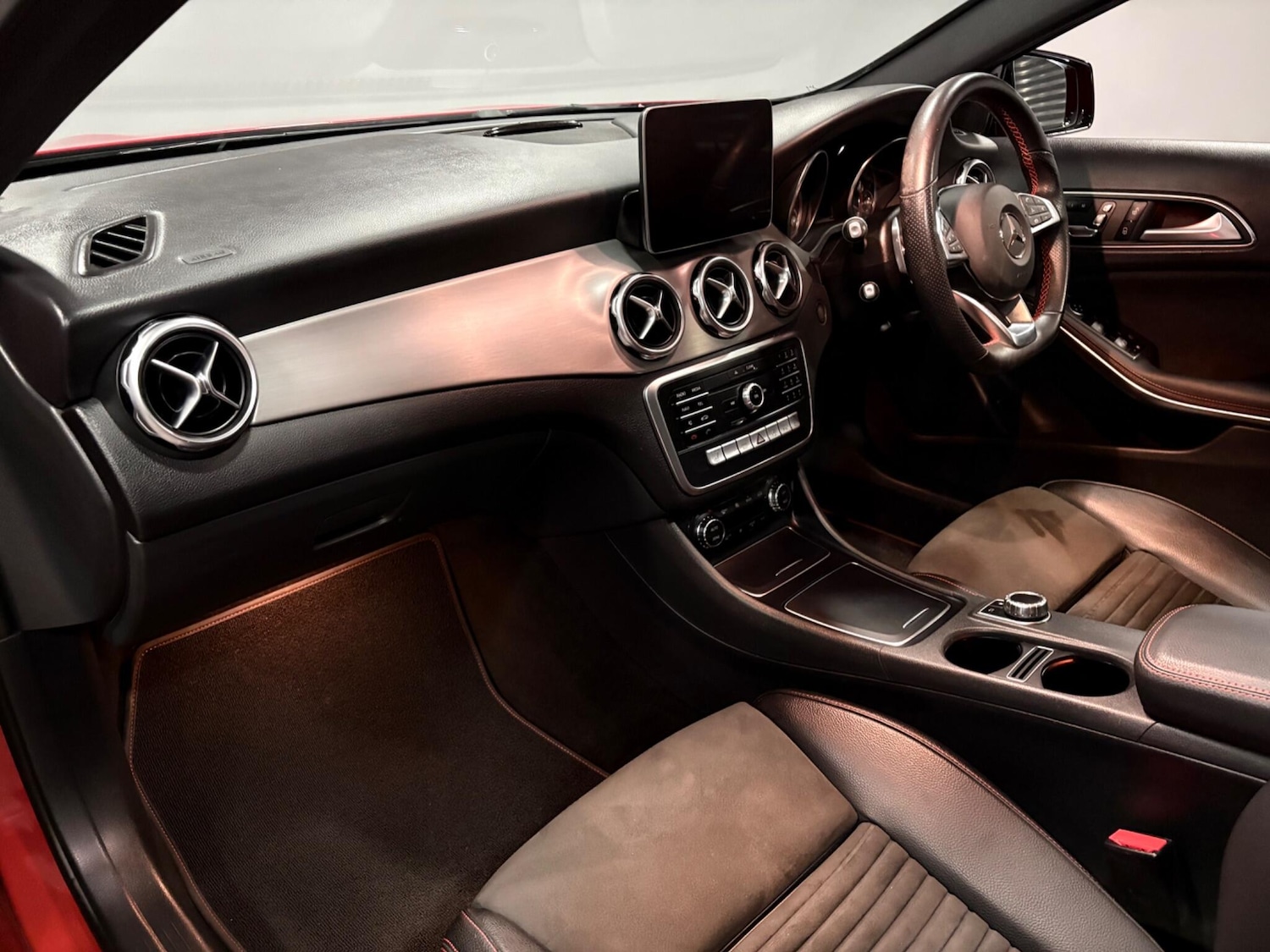 Used Mercedes-Benz GLA 2020 for sale - 77882921: Photo 11