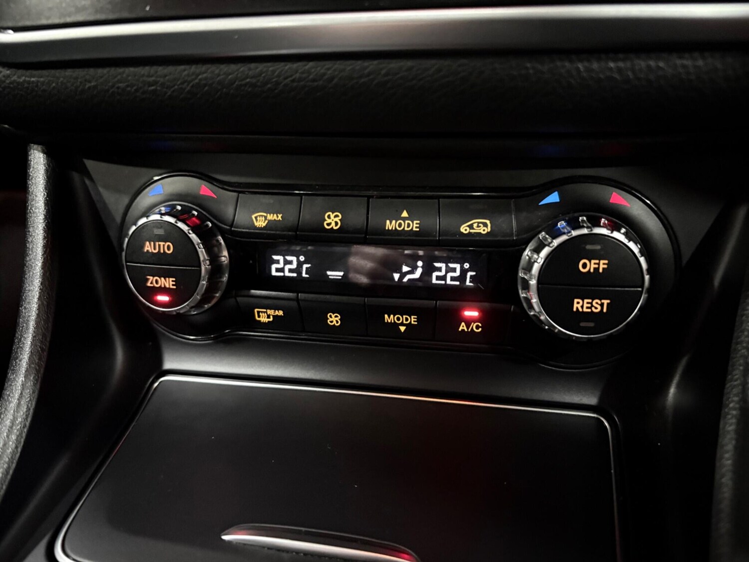 Used Mercedes-Benz GLA 2020 for sale - 77882921: Photo 29