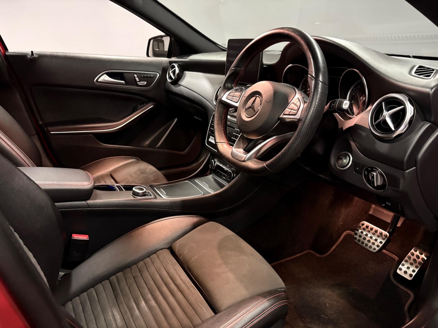 Used Mercedes-Benz GLA 2020 for sale - 77882921: Photo 9