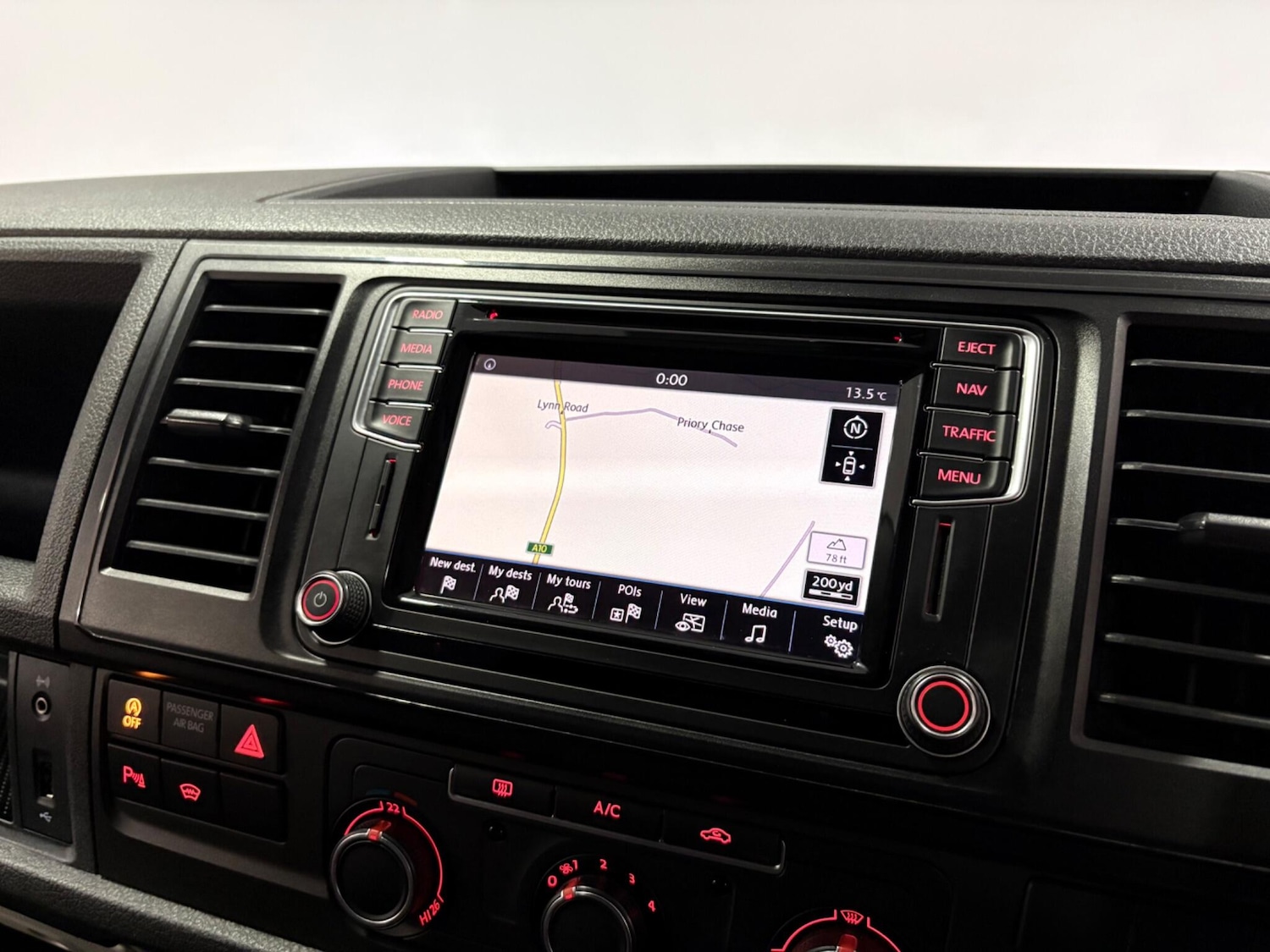 Used Volkswagen Transporter 2016 for sale - 77695628: Photo 23