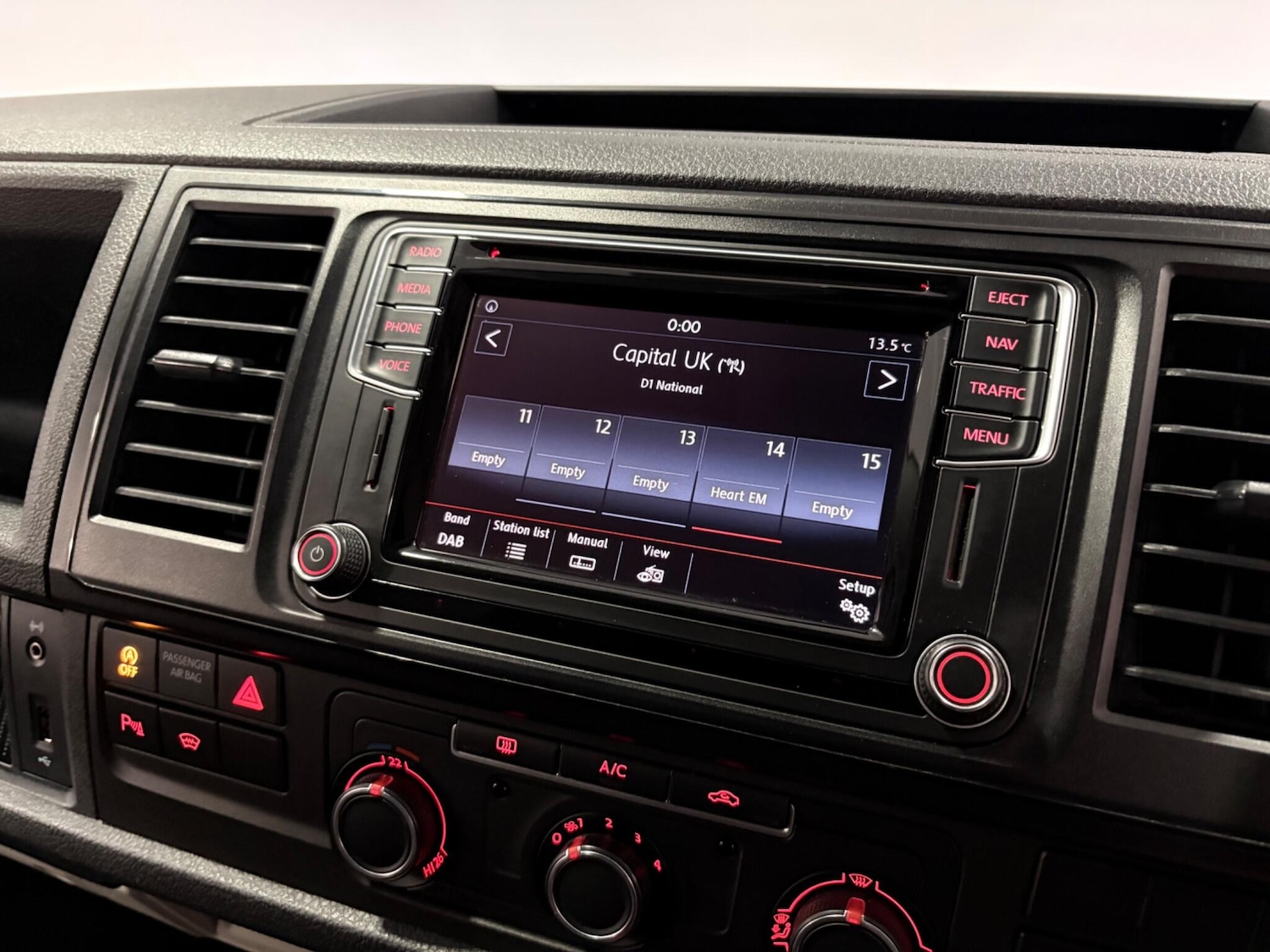 Used Volkswagen Transporter 2016 for sale - 77695628: Photo 26