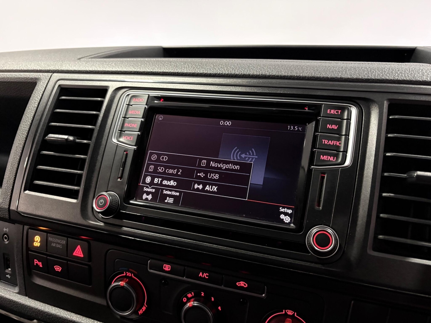 Used Volkswagen Transporter 2016 for sale - 77695628: Photo 27