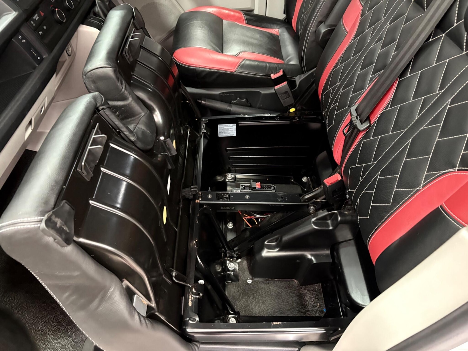 Used Volkswagen Transporter 2016 for sale - 77695628: Photo 34