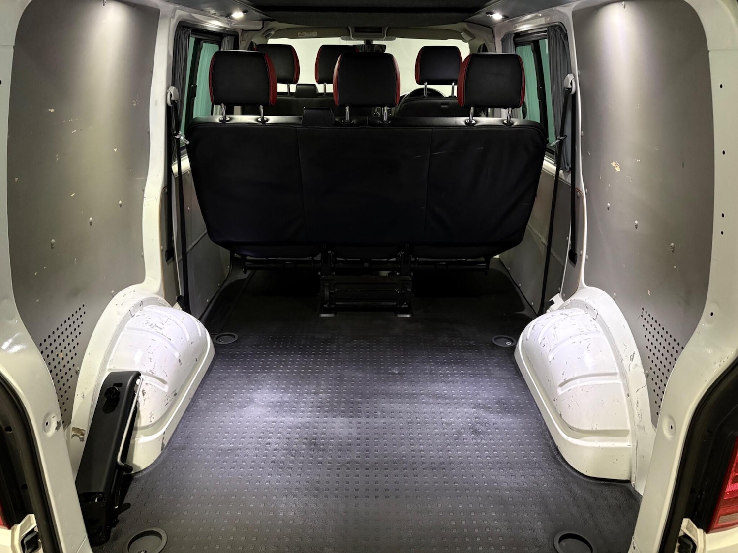 Used Volkswagen Transporter 2016 for sale - 77695628: Photo 42