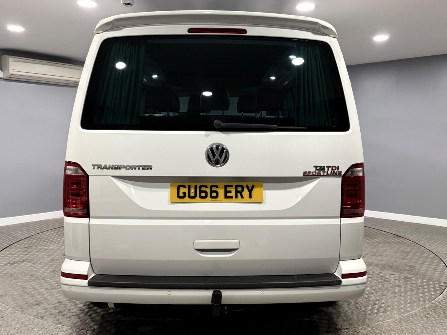 Used Volkswagen Transporter 2016 for sale - 77695628: Photo 5