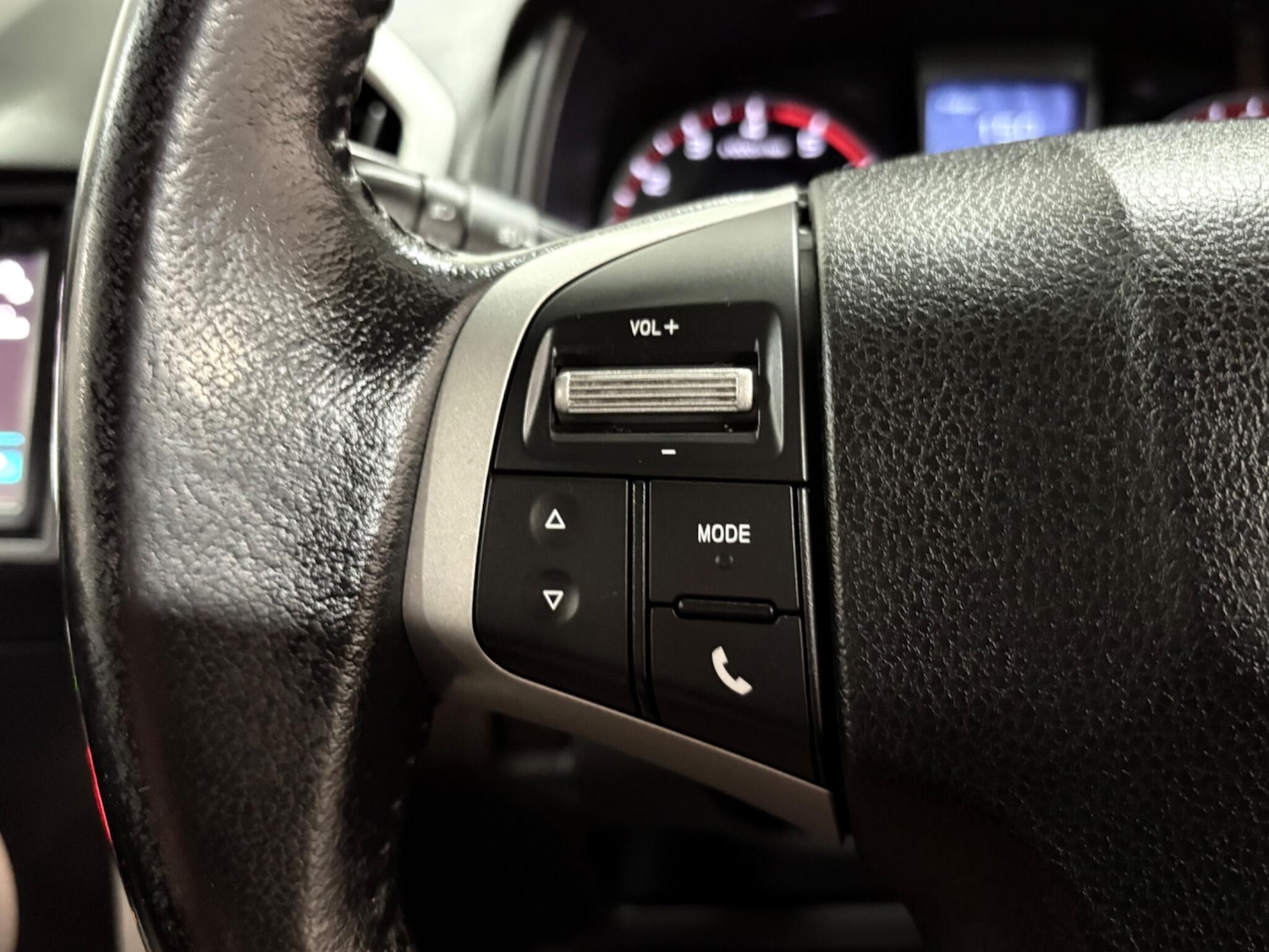 Used Isuzu D-Max 2015 for sale - 77021114: Photo 17