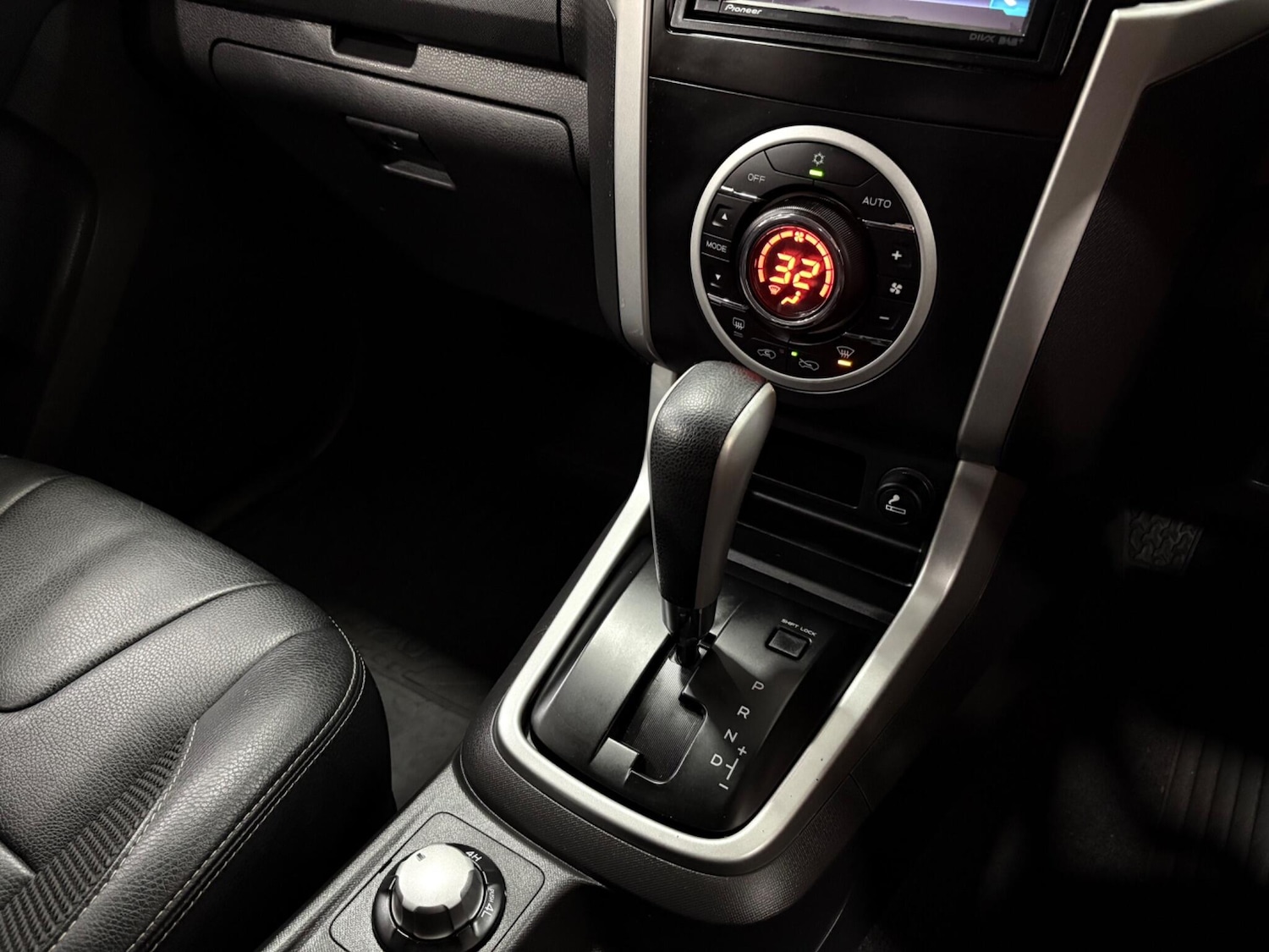 Used Isuzu D-Max 2015 for sale - 77021114: Photo 26