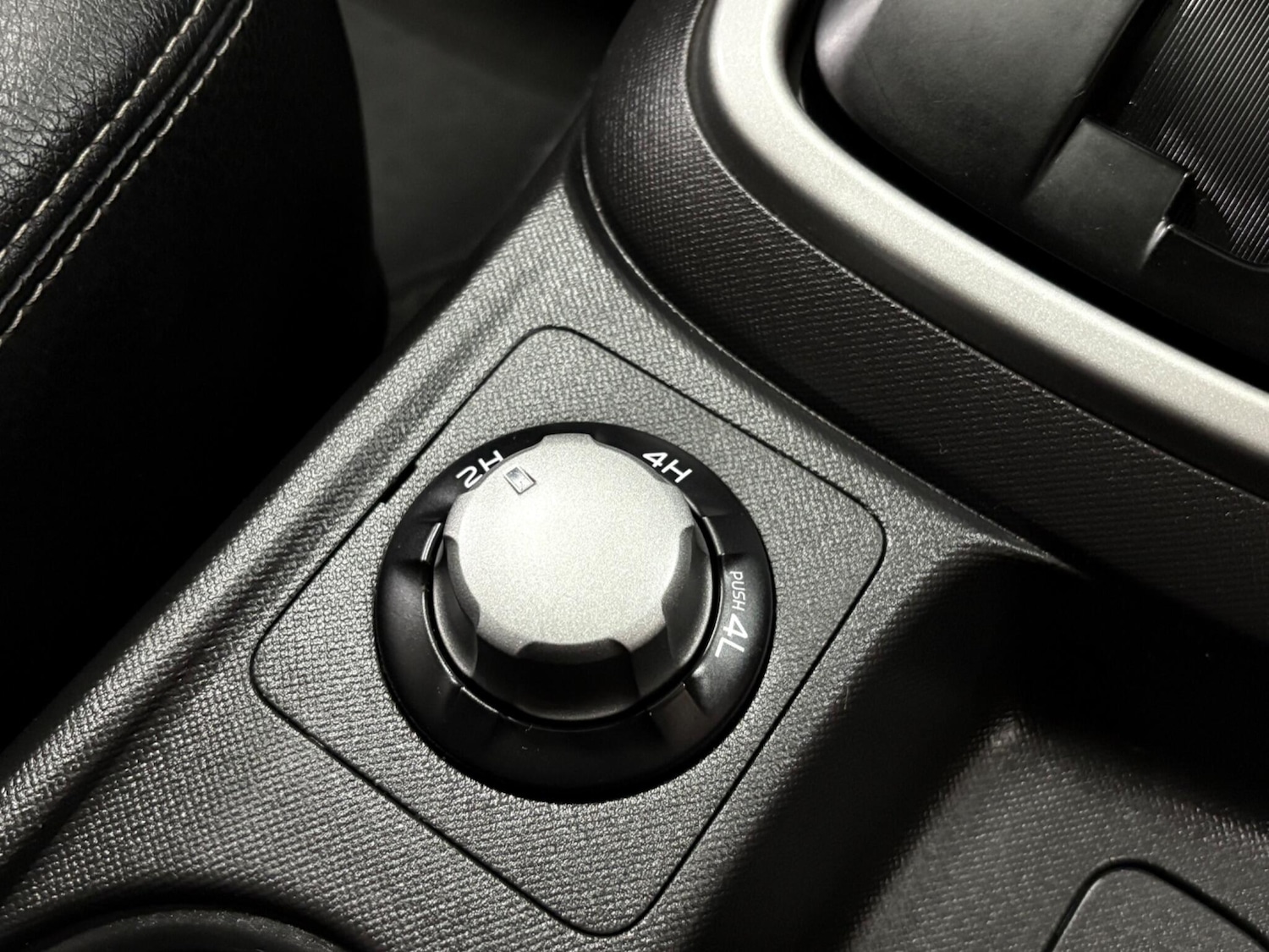 Used Isuzu D-Max 2015 for sale - 77021114: Photo 27