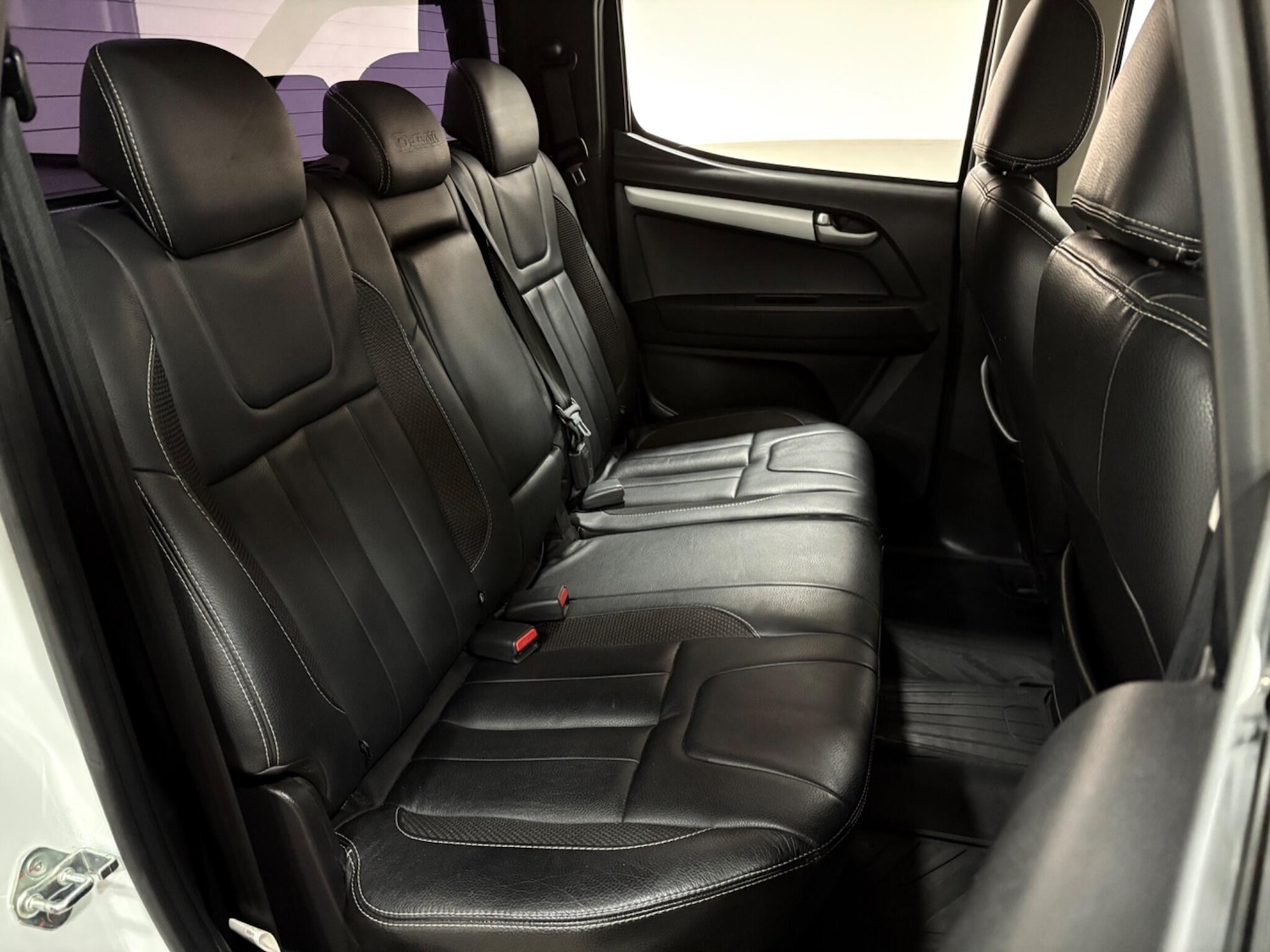 Used Isuzu D-Max 2015 for sale - 77021114: Photo 35