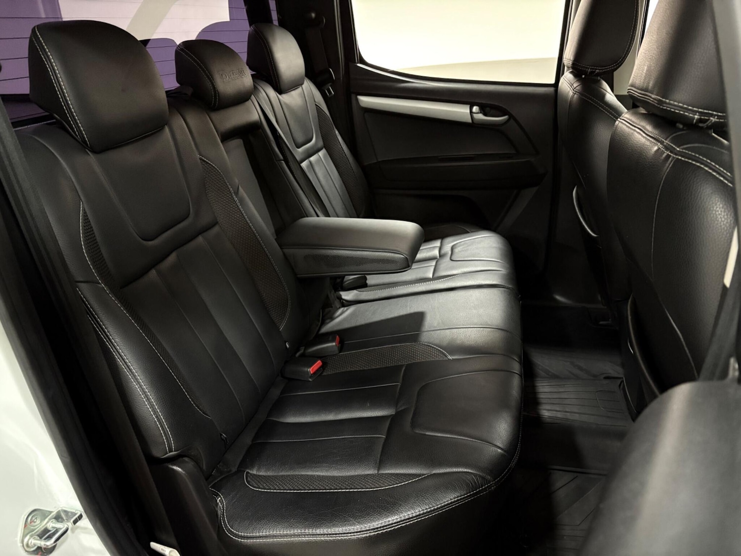 Used Isuzu D-Max 2015 for sale - 77021114: Photo 36