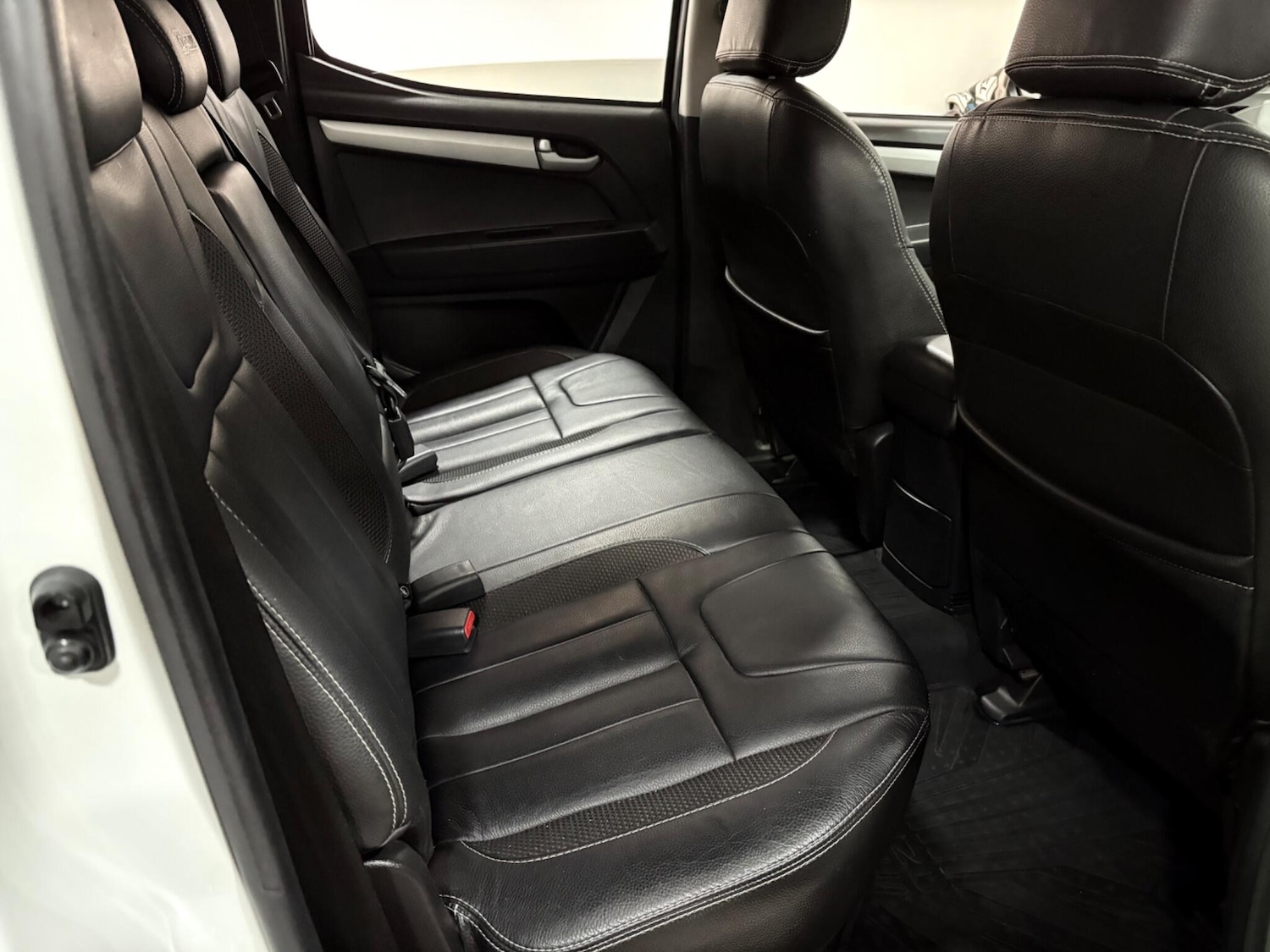 Used Isuzu D-Max 2015 for sale - 77021114: Photo 38