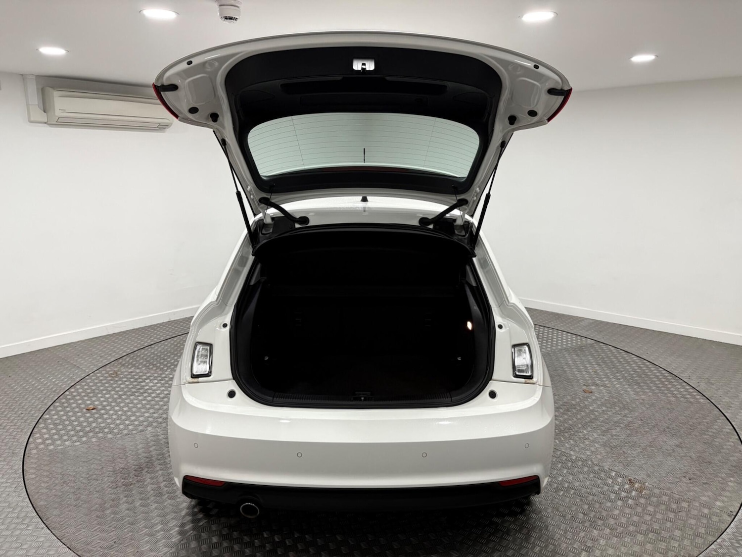 Used Audi A1 2018 for sale - 77021325: Photo 38