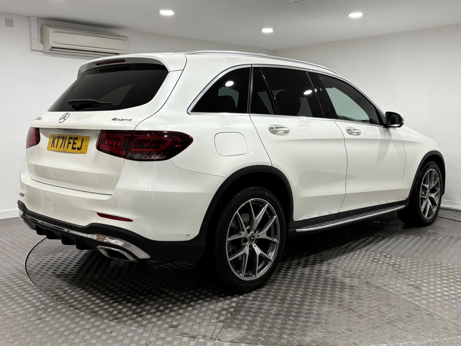 Used Mercedes-Benz GLC 2022 for sale - 76823786: Photo 3