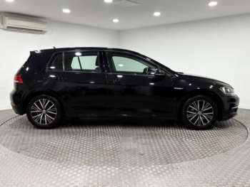 Used Volkswagen Golf 2018 for sale - 75153973: Photo