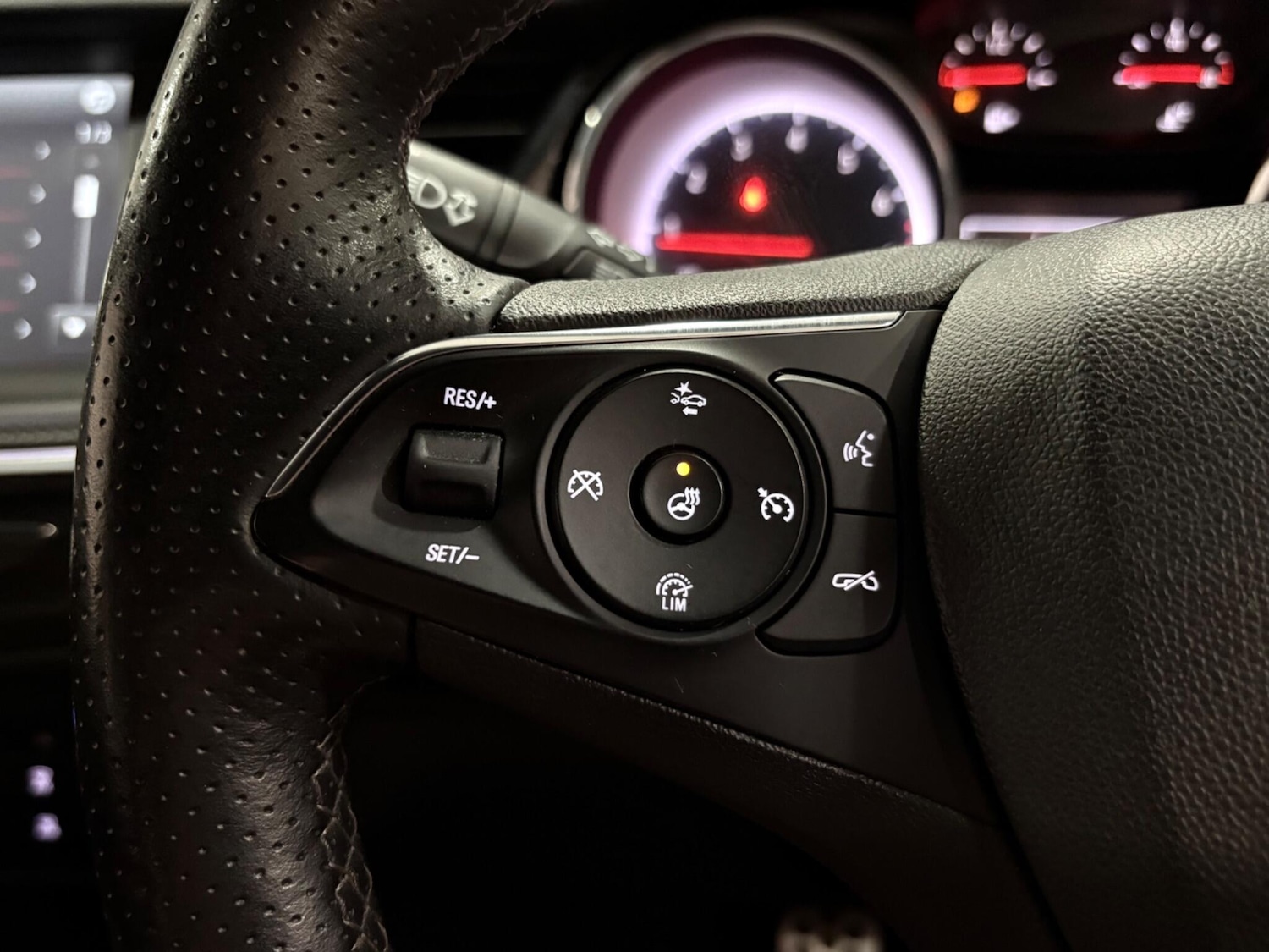 Used Vauxhall Insignia 2019 for sale - 76994704: Photo 16