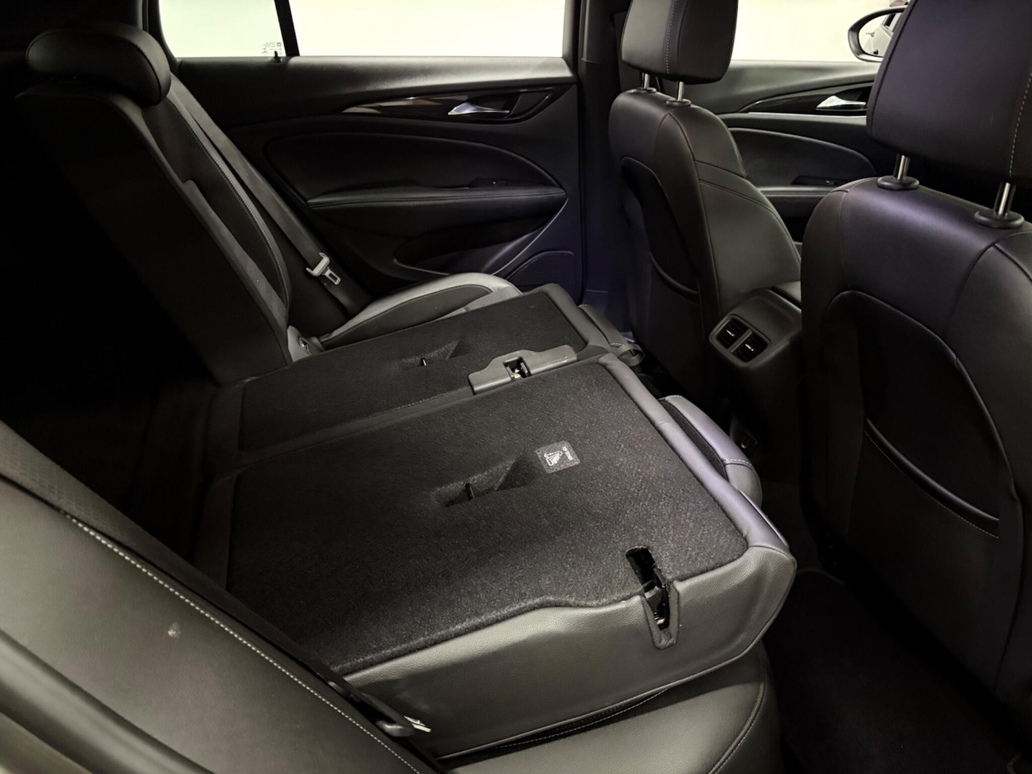 Used Vauxhall Insignia 2019 for sale - 76994704: Photo 39