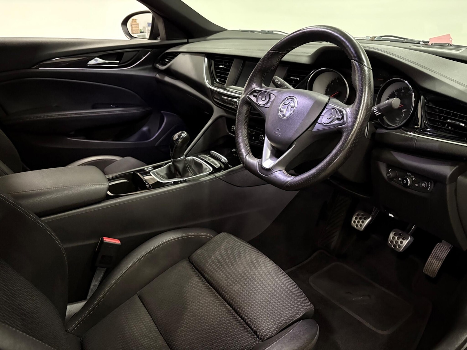 Used Vauxhall Insignia 2019 for sale - 76994704: Photo 9