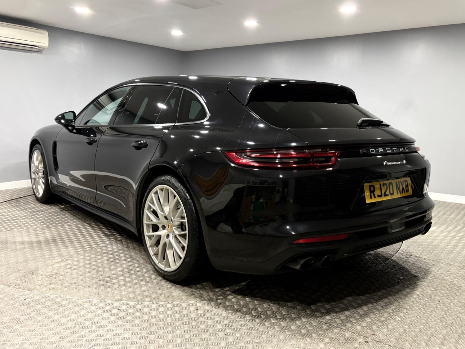Used Porsche Panamera for sale - 77683374: Photo 5