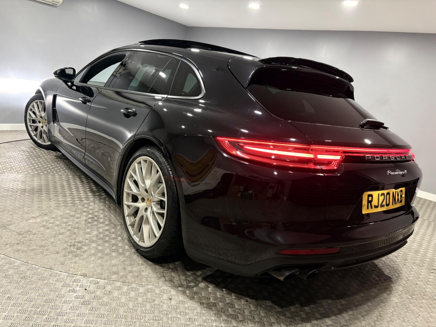 Used Porsche Panamera for sale - 77683374: Photo 51