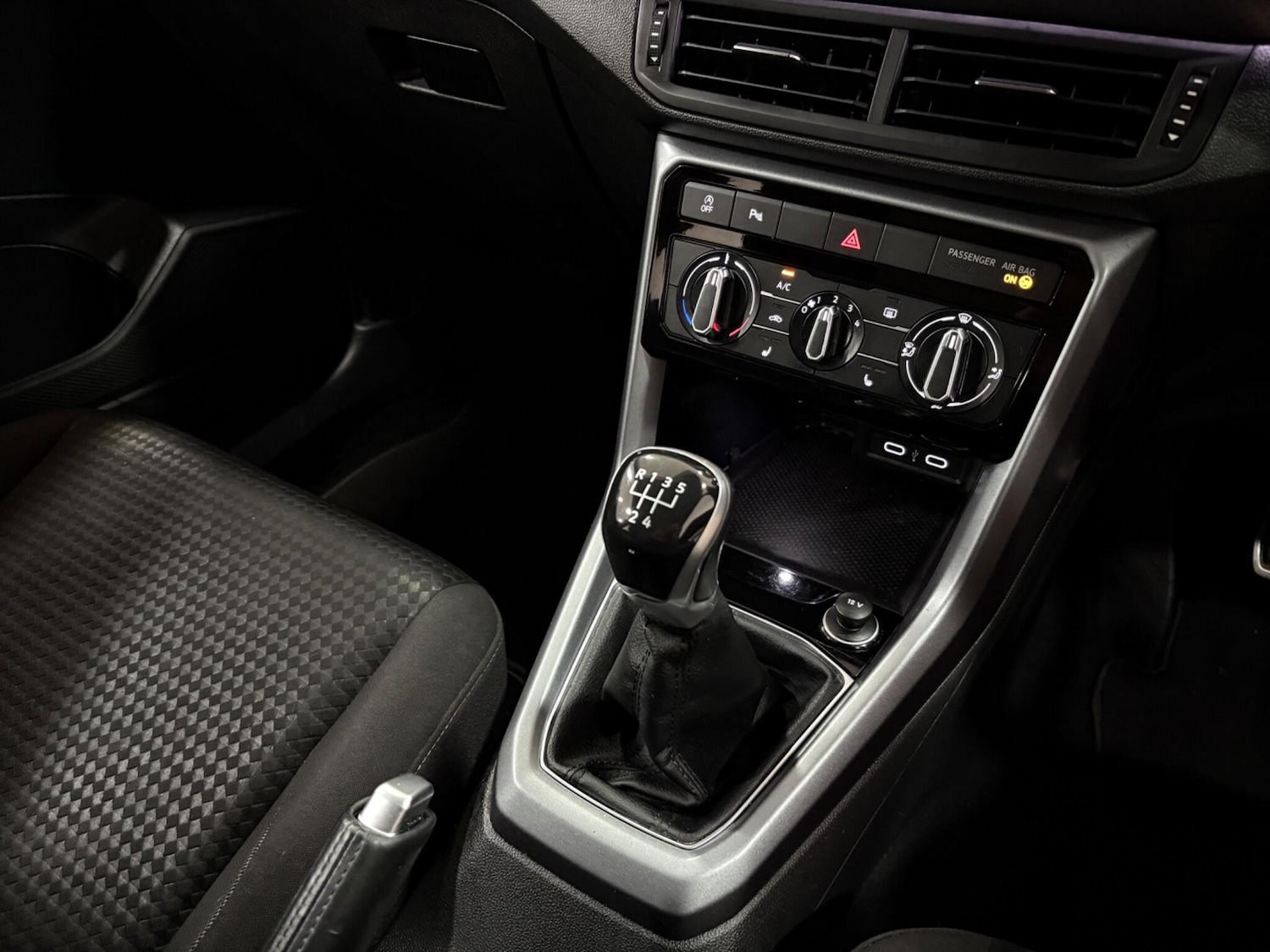 Used Volkswagen T-Cross 2022 for sale - 77020963: Photo 31