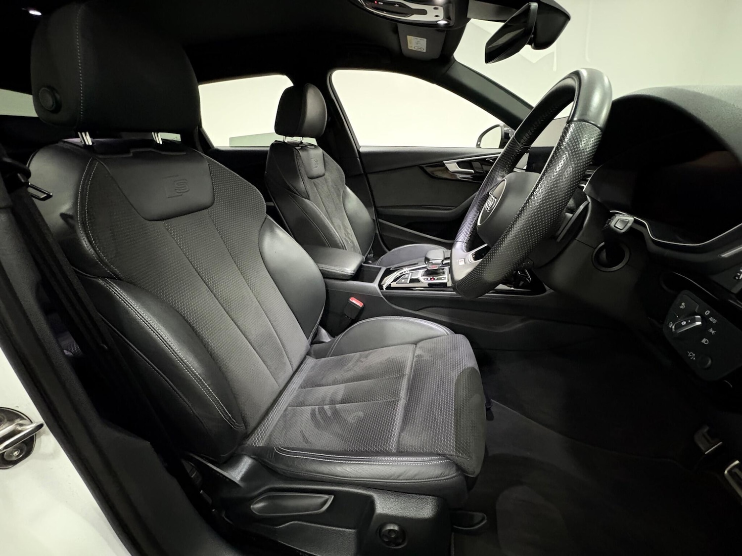 Used Audi A4 2020 for sale - 76632860: Photo 12