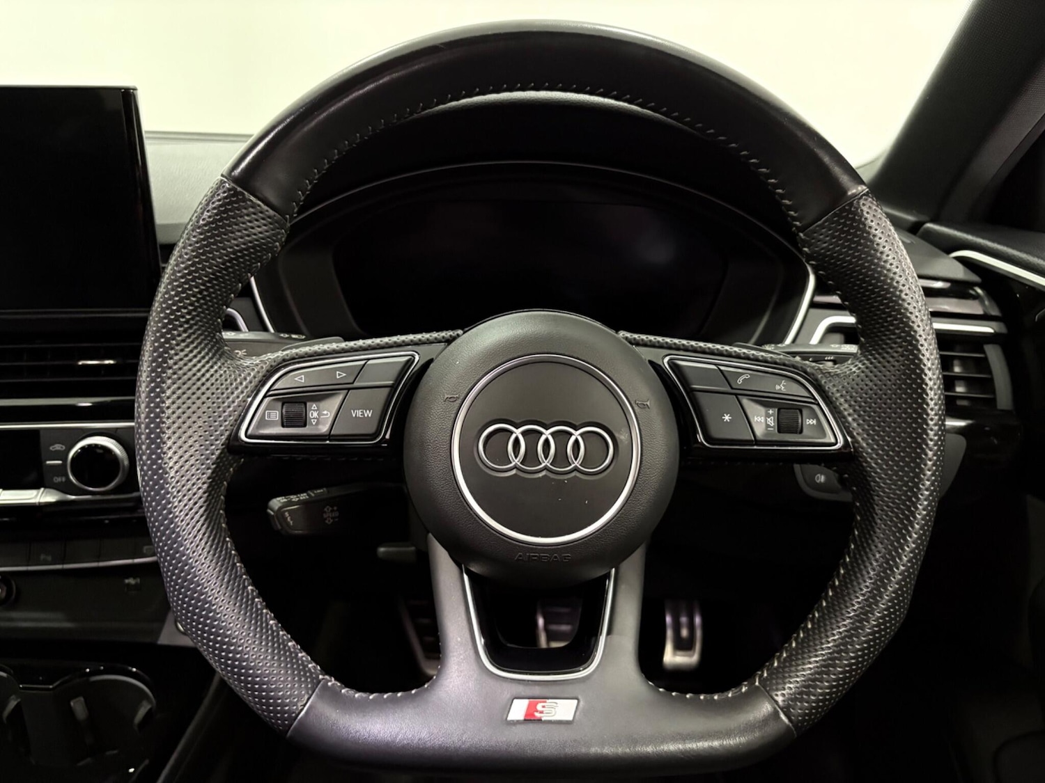 Used Audi A4 2020 for sale - 76632860: Photo 14