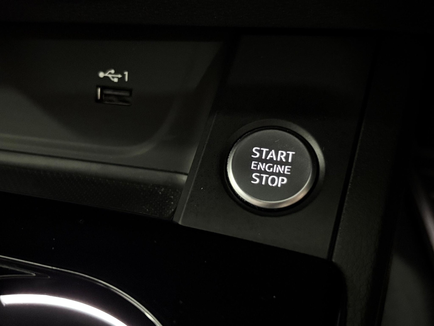 Used Audi A4 2020 for sale - 76632860: Photo 36