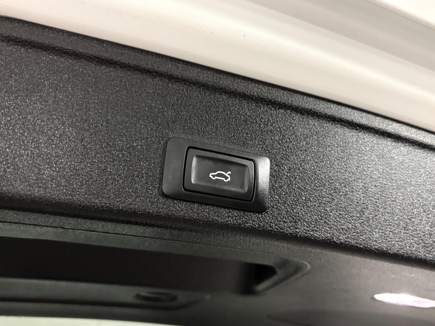 Used Audi A4 2020 for sale - 76632860: Photo 49