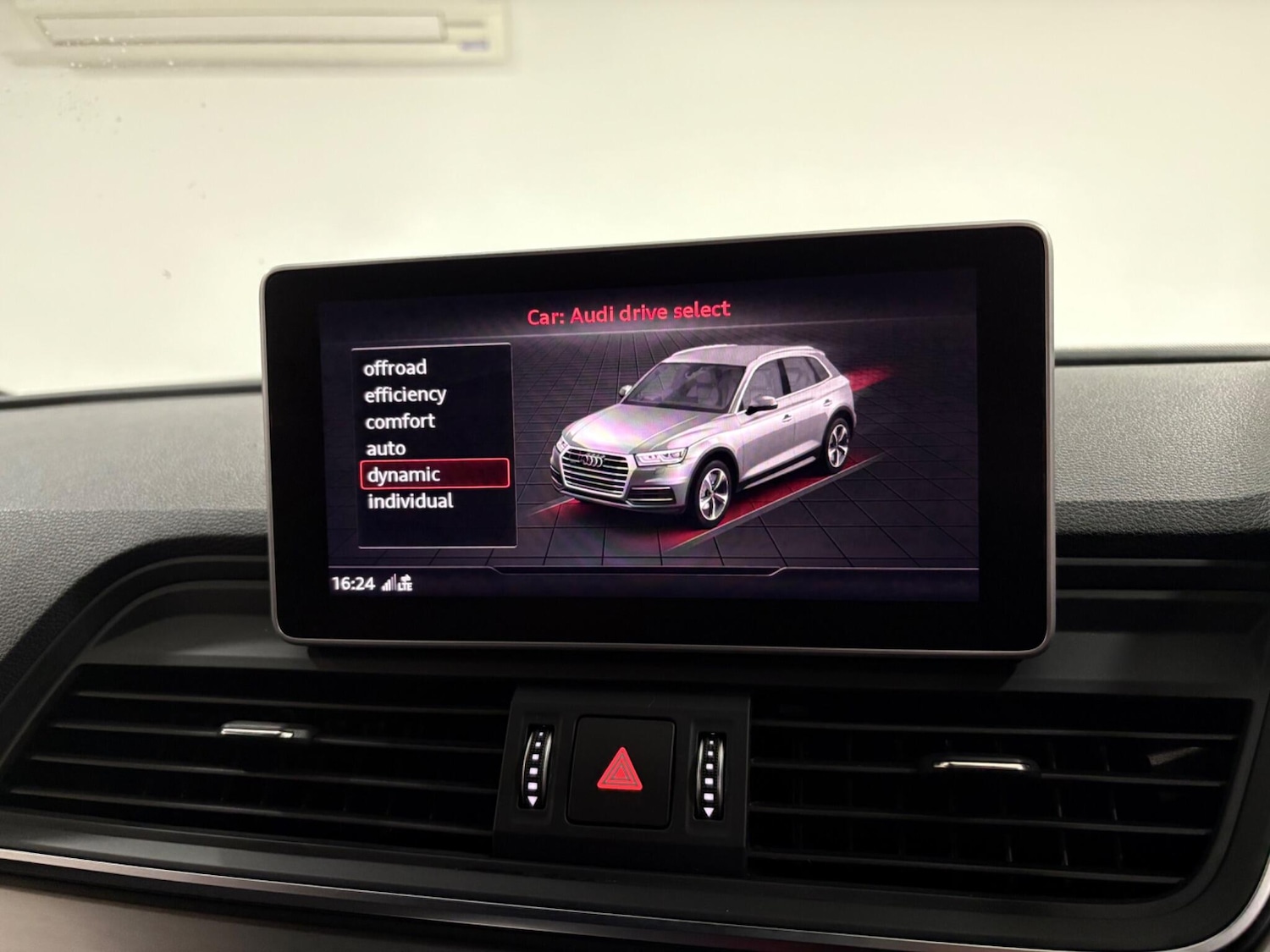 Used Audi Q5 2019 for sale - 77020901: Photo 28