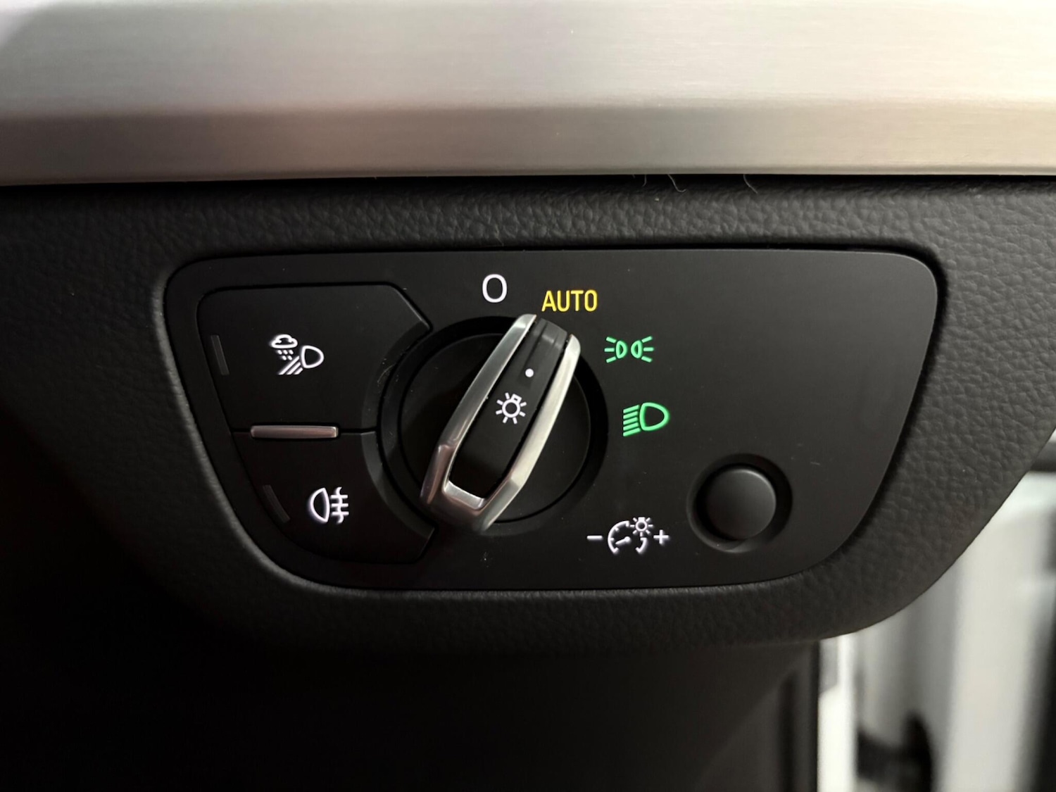 Used Audi Q5 2019 for sale - 77020901: Photo 36